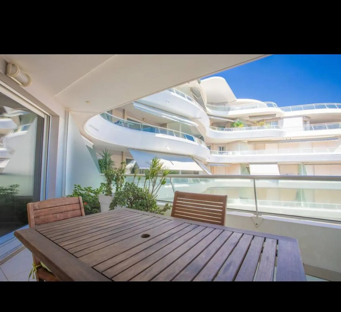 Superbe Appartement En Front De Plage Frejus Apartment