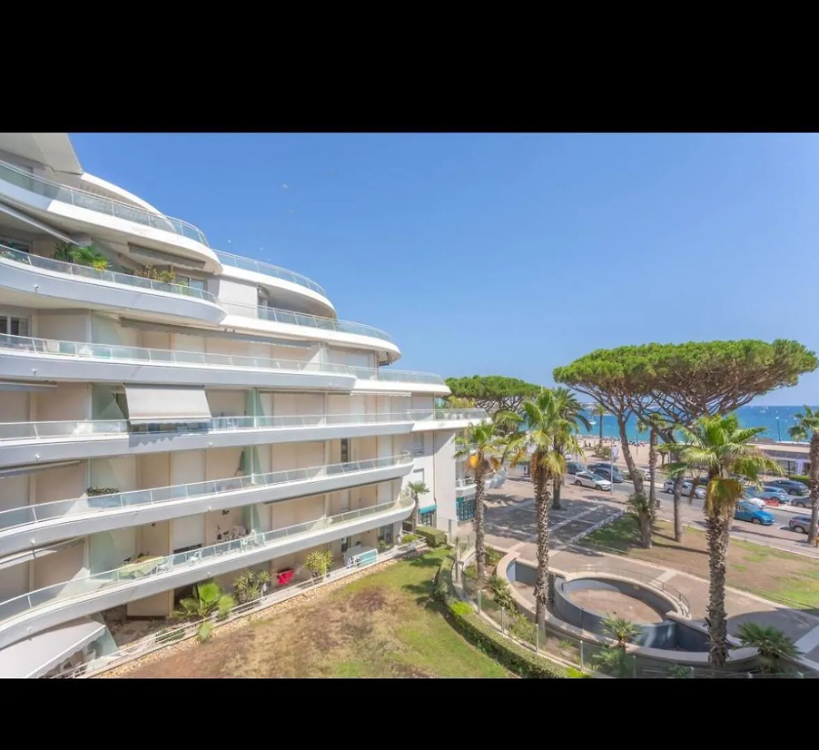 Apartment Superbe Appartement En Front De Plage Frejus
